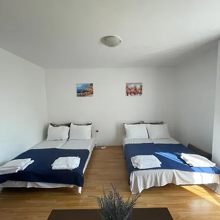 Apartment Flora Sp Rawda